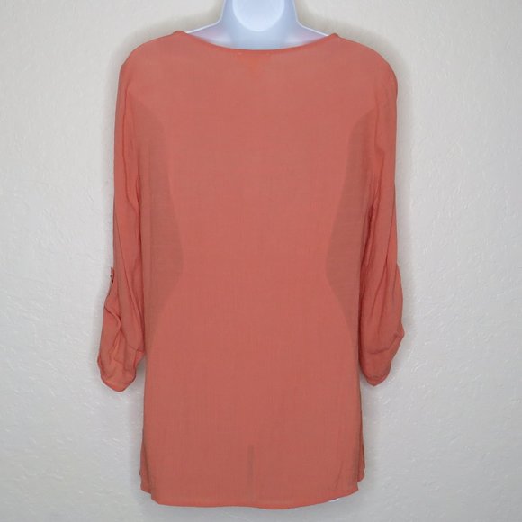 COMO BLU* Women's Long Tab Sleeve V-Neck Curved Hem Embroidered Blouse~ Large - Picture 2 of 8